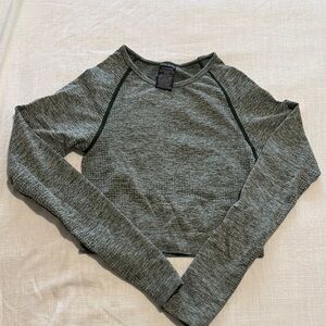 PINK green long sleeve work out top